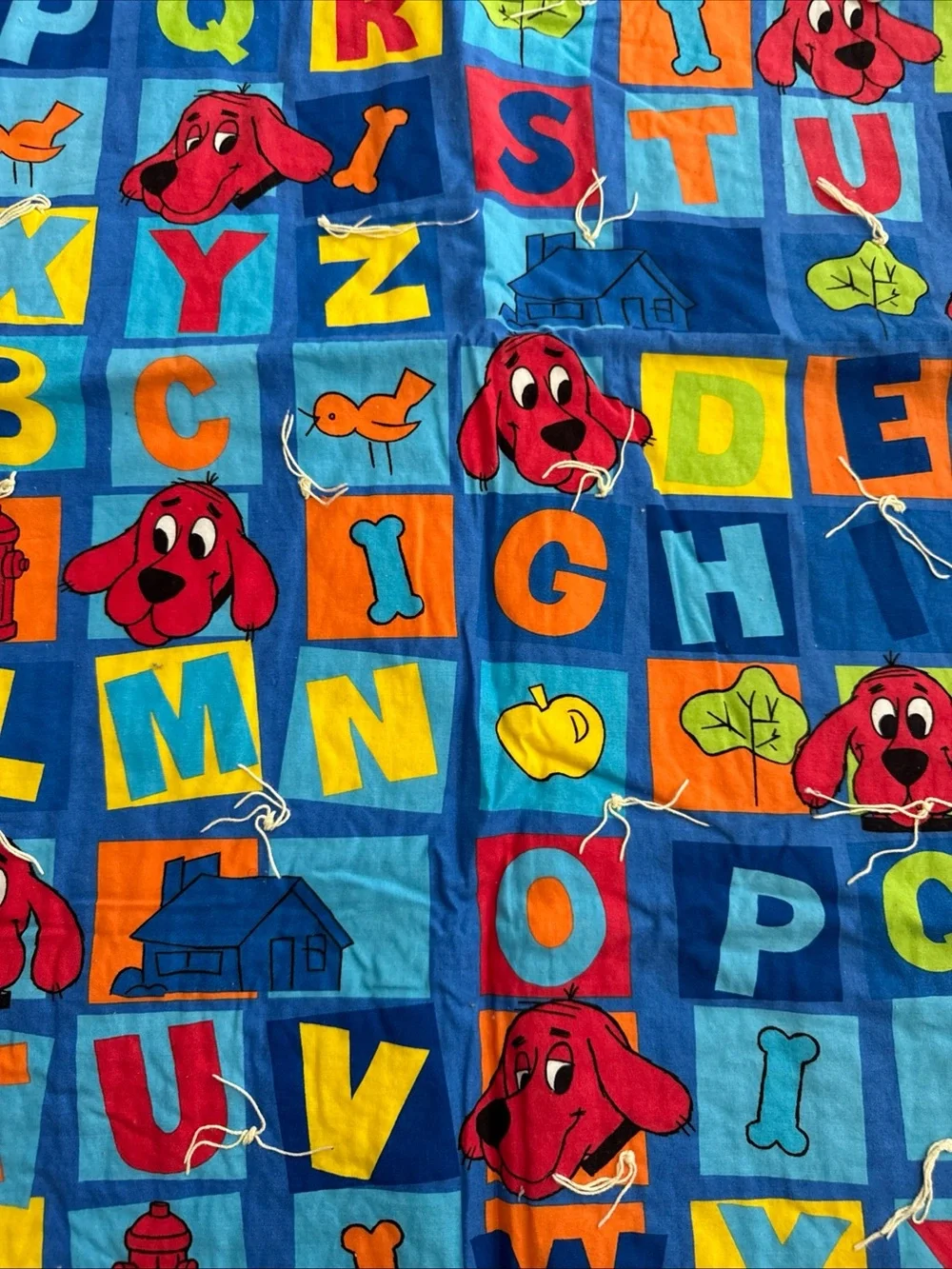 Clifford The Big Red Dog Alphabet Quilt Handmade Baby Toddler Cotton 32x40